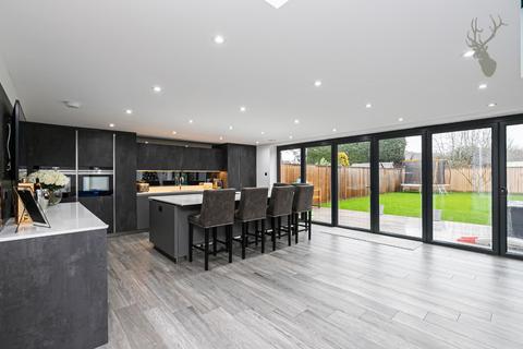 18 Bury Road, Epping, CM16 5EU