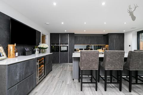 18 Bury Road, Epping, CM16 5EU