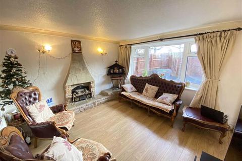 64 Blackden Walk, Wilmslow, SK9 2EZ