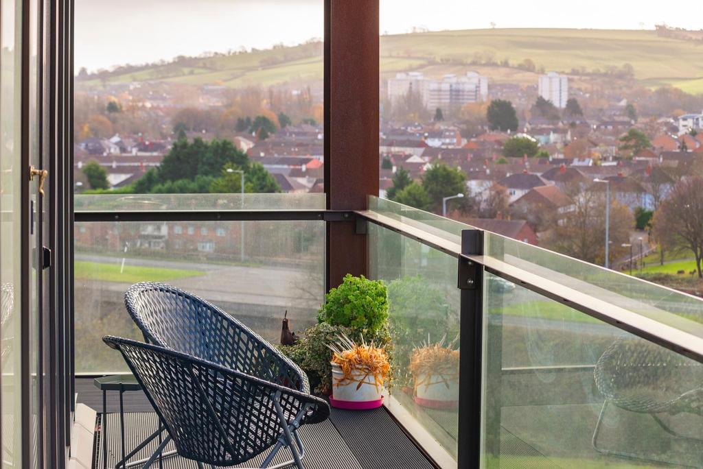EKAL807 - Balcony A.jpg