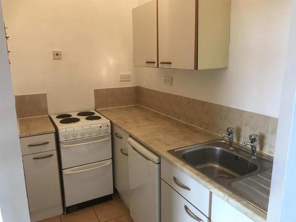 Chorley New Road, Horwich 1 bed flat to rent £450 pcm (£104 pw)