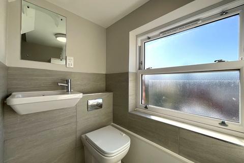 1 bedroom flat to rent, Flat 2, Warwick House, Avenue Road, DN2