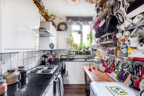 43a Relf Road, London, SE15 4JT