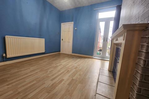 2 bedroom terraced house to rent, Greatbatch Avenue, Penkhull, Stoke-on-Trent, ST4