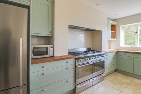 4 bedroom detached house to rent, Ely Road, Littleport, CB6