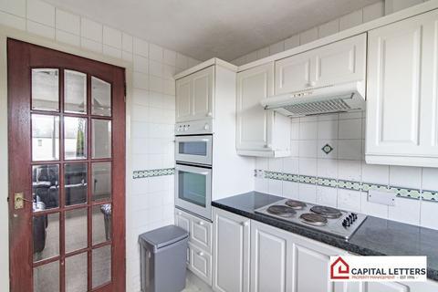 2 bedroom flat to rent, Maurice Avenue, Stirling FK7