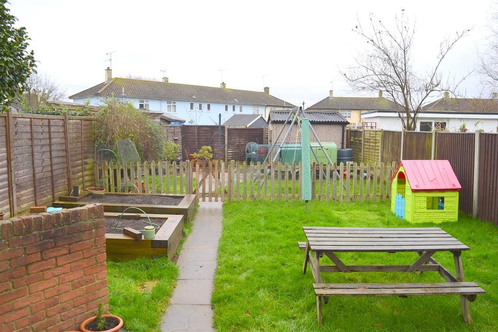 Rothbury Road, Chelmsford 3 bed semidetached house £325,000