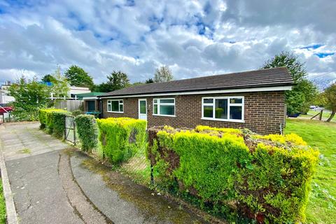 School Bungalow Holland Road, Oxted, RH8 9BQ