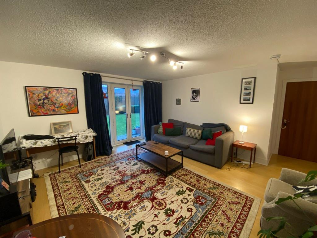 Appin Street, Slateford, Edinburgh, EH14 2 bed flat £1,250 pcm (£288 pw)