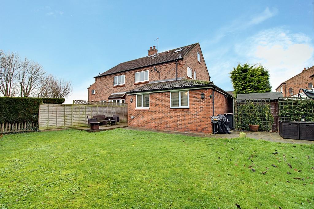 Southolme Close, Boroughbridge, York 4 bed semidetached house £375,000
