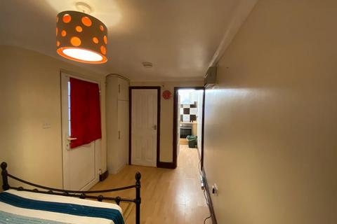 undefined, Townfield Road, HAYES, Greater London, UB3