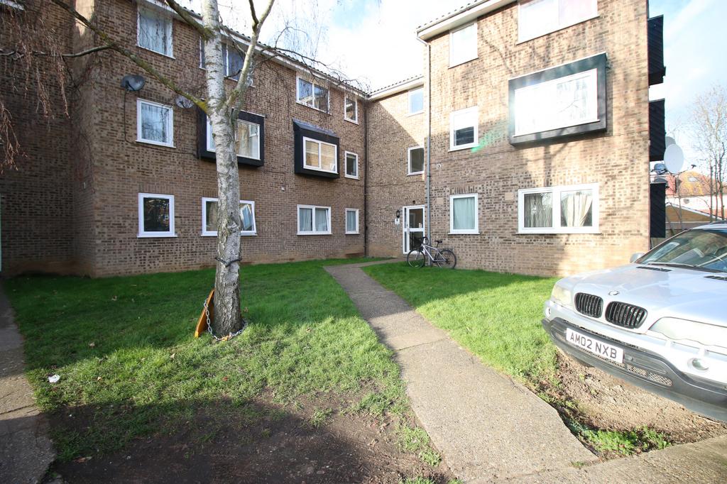Old Park Mews, HOUNSLOW, Greater... 2 bed flat £1,350 pcm (£312 pw)