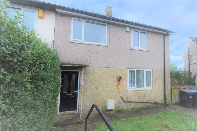 Hill Lands, Wyke, Bradford, BD12 8DT 3 bed semidetached house £95,850