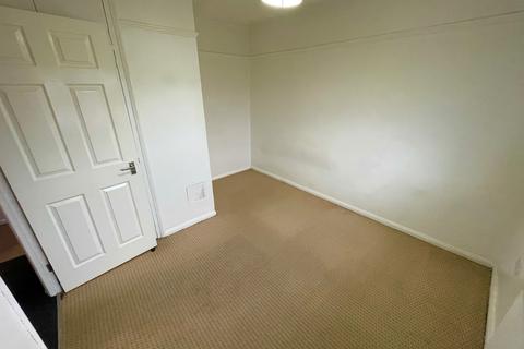 15 Dawley Green, South Ockendon, RM15 5LW