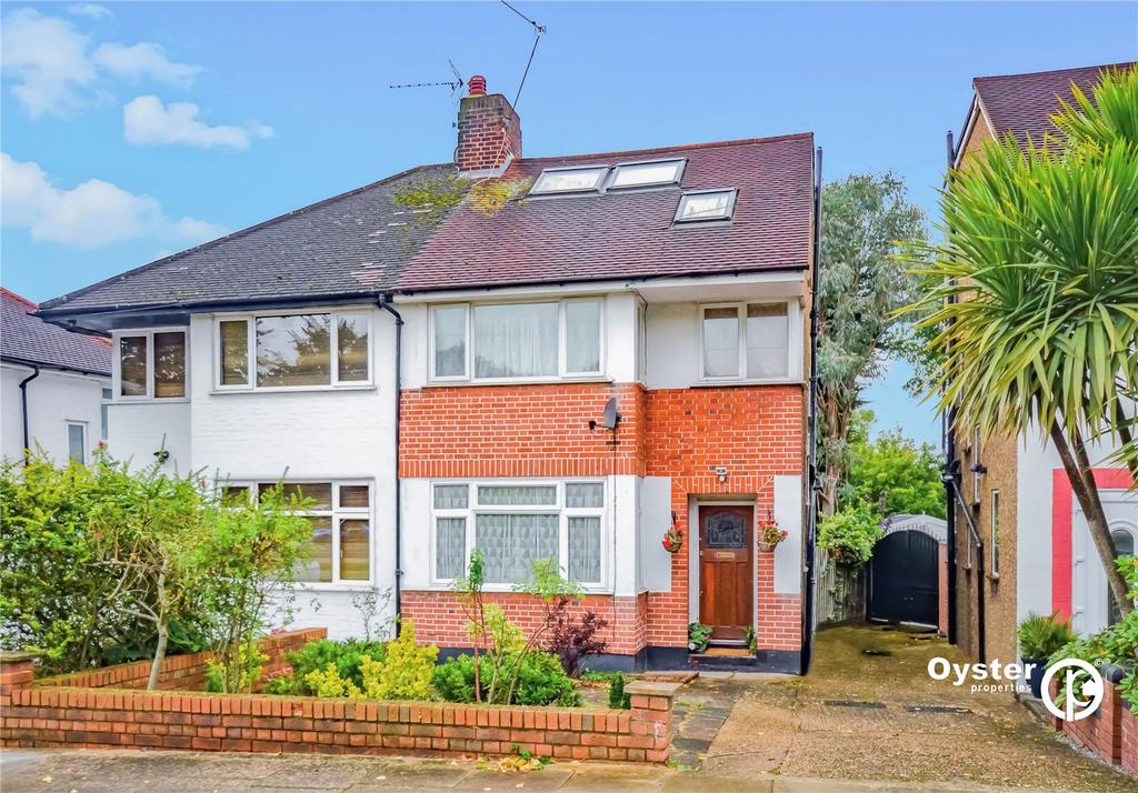 Ashfield Road, London, N14 5 bed semidetached house £2,200 pcm (£508 pw)