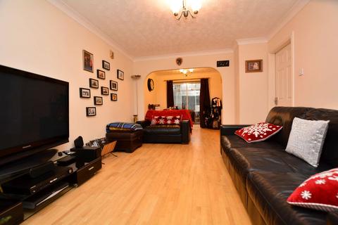 81 Boothroyd Drive, Leeds, LS6 2SL