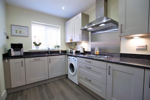 31 Fraser Drive, Bramshall, Uttoxeter, ST14 5EH