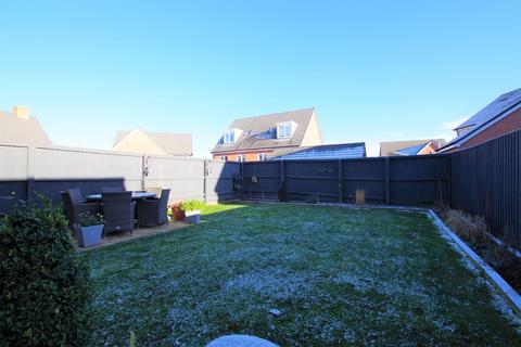 31 Fraser Drive, Bramshall, Uttoxeter, ST14 5EH