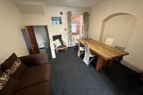 1 bedroom in a house share to rent, Acorn House Room 21- Double room, CV31 1HE
