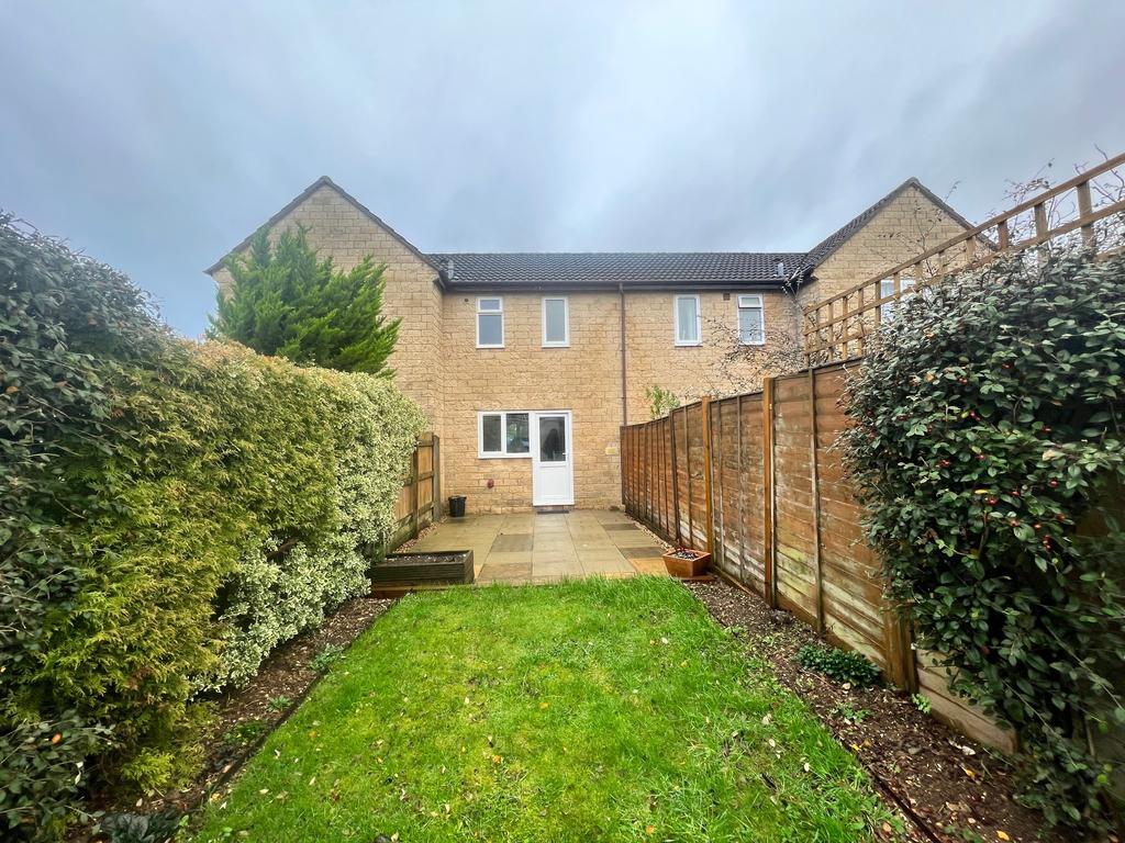 The Twenties, Siddington, Cirencester 1 bed terraced house £825 pcm