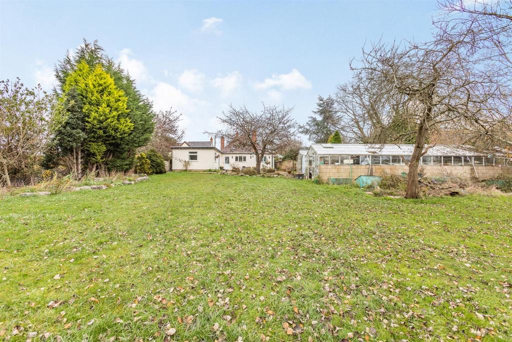Droitwich Road, Martin Hussingtree, Worcestershire, WR3 8TE Property