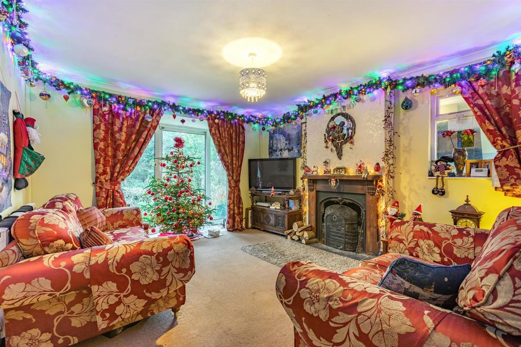 8487236-interior23.jpg