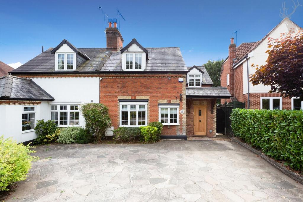 Coppice Row, Theydon Bois, Epping, Essex 3 bed semidetached house £