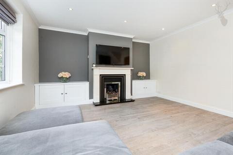 53 Coppice Row, Theydon Bois, Epping, CM16 7DL