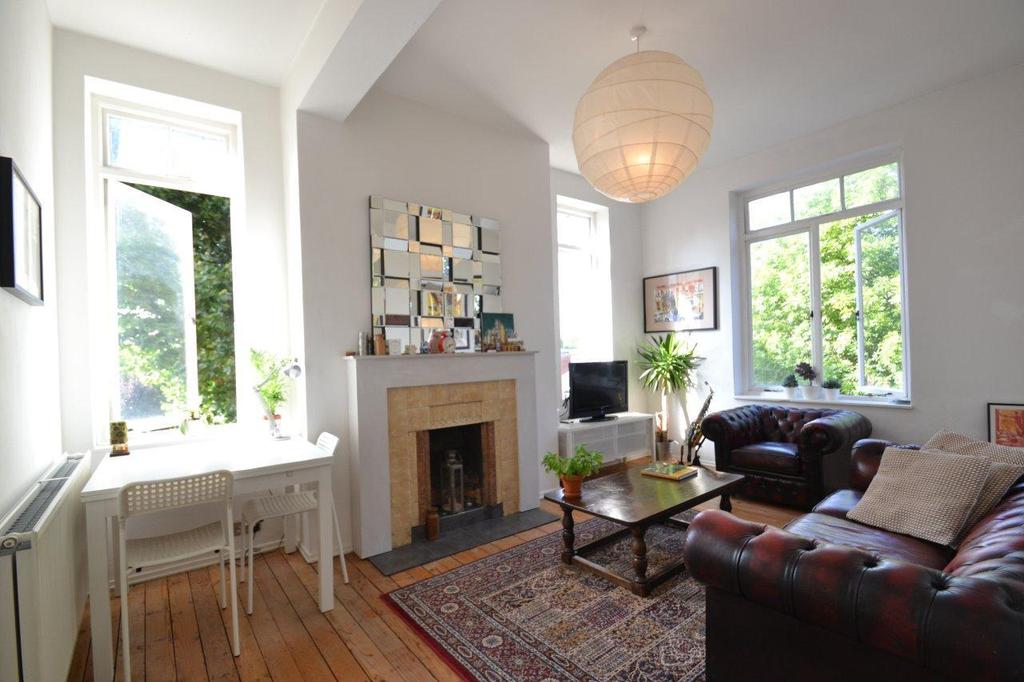 Grove Park Terrace, Chiswick, W4 2 bed flat £1,650 pcm (£381 pw)