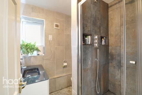 141 Star Lane, Orpington, BR5 3LN
