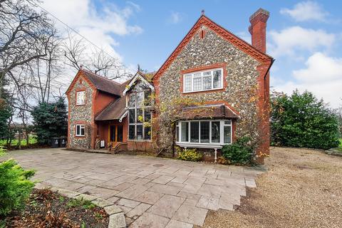 The Coach House Windsor Road, Wraysbury, Staines, TW19 5DE