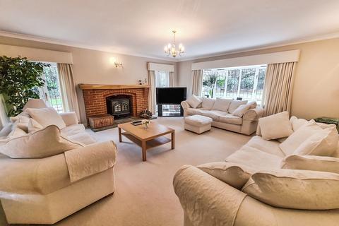 The Coach House Windsor Road, Wraysbury, Staines, TW19 5DE