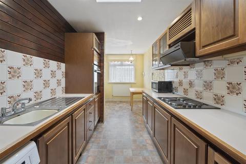 8 Brinkworth Way, London, E9 5JX