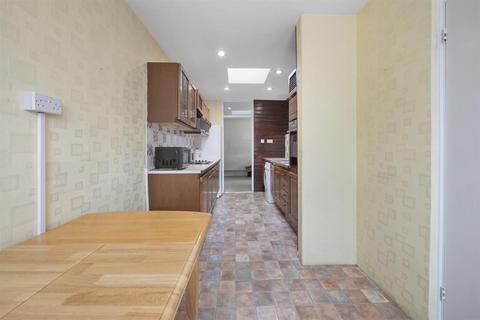 8 Brinkworth Way, London, E9 5JX