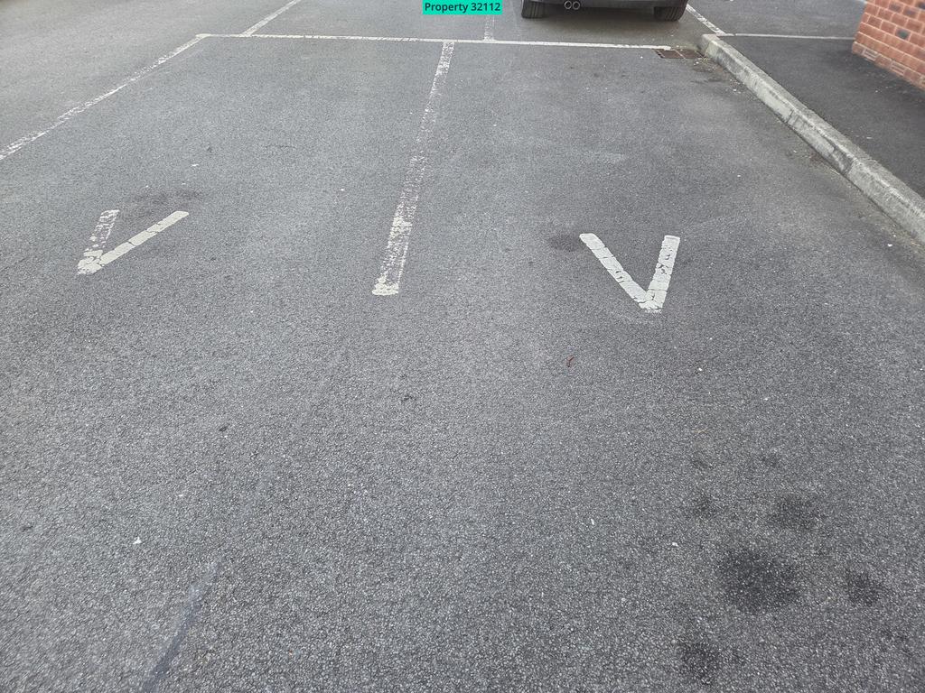 Lots of visitor parking and unallocated spaces in
