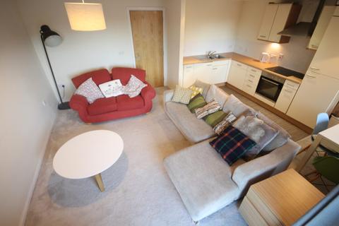 2 bedroom flat for sale, Woodeson Lea, Rodley, LS13 1RJ