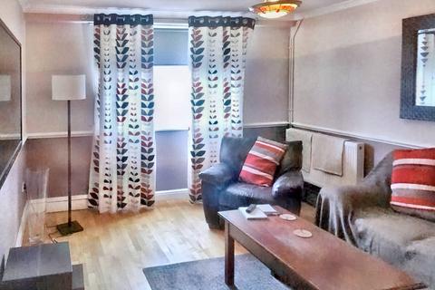 1 bedroom in a house share to rent, Stellman Close, London E5