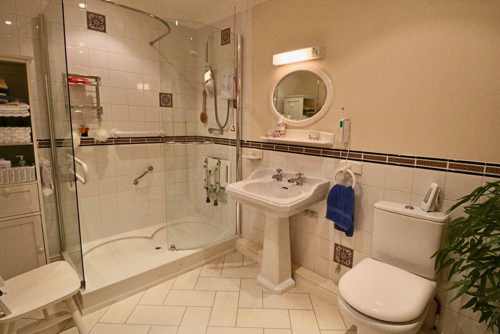 Bathroom 1