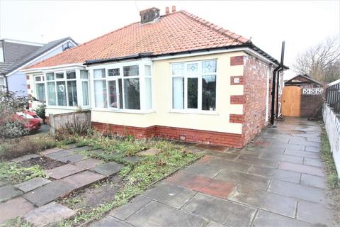 2 bedroom bungalow to rent, Moss Road, Southport, PR8