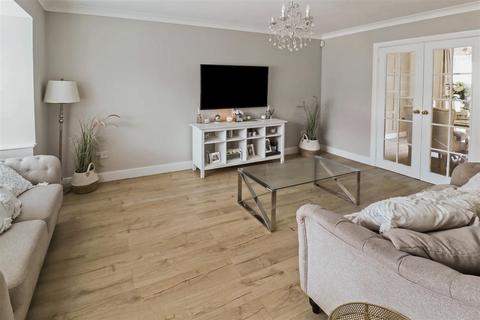 16 Ranulf Close, Harlow, CM17 0GX