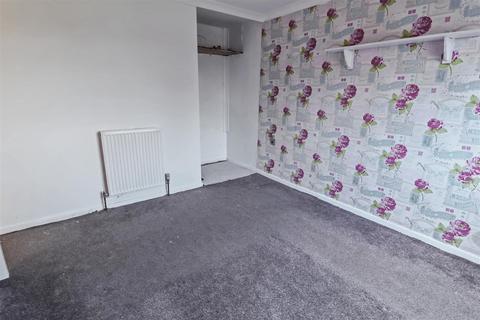 225 Milwards, Harlow, CM19 4SL