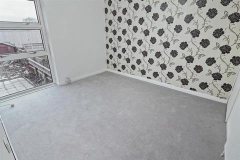 225 Milwards, Harlow, CM19 4SL