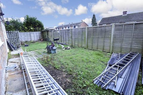 18 Pytt Field, Harlow, CM17 9AA