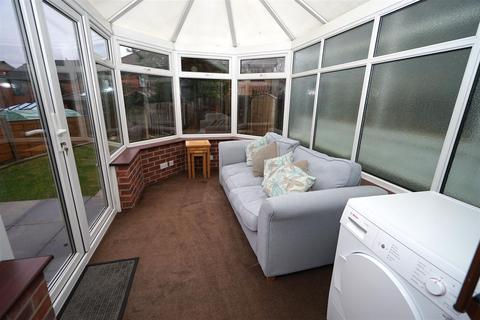 14 Gresley Avenue, Horwich, Bolton, BL6 5TQ