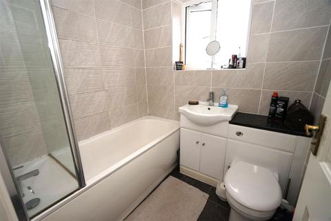 14 Gresley Avenue, Horwich, Bolton, BL6 5TQ