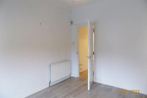 1 bedroom flat to rent, 89 Seedhill Road, Flat 1/1, Paisley, Renfrewshire, PA1 1QU