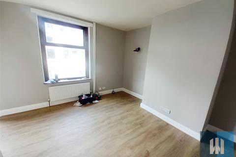 2 bedroom terraced house to rent, Schofield Lane, Moldgreen, Huddersfield, HD5