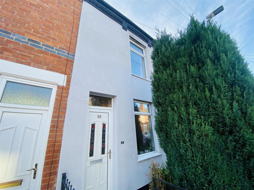 Third Avenue, Goole 2 bed terraced house £90,000