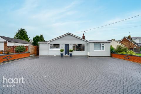 100 Maldon Road, Tiptree, Colchester, CO5 0BN