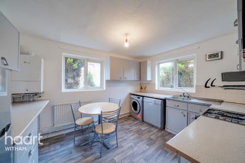 14 Abercorn Way, Witham, CM8 2UF